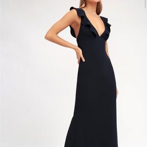 Lulu’s Navy Lowcut Mermaid Prom Dress